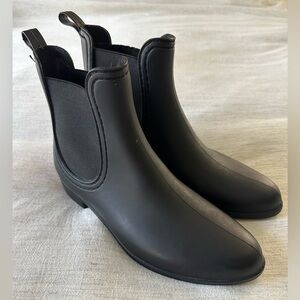 Jeffrey Campbell Havana Last Matte Black Chelsea Ankle Rain Boots, Size 9